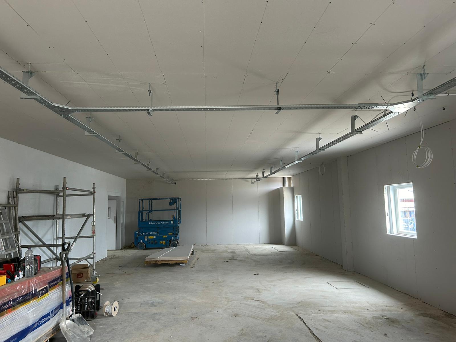 dcc9255c-f262-4eea-ac18-18f3bfc802d7