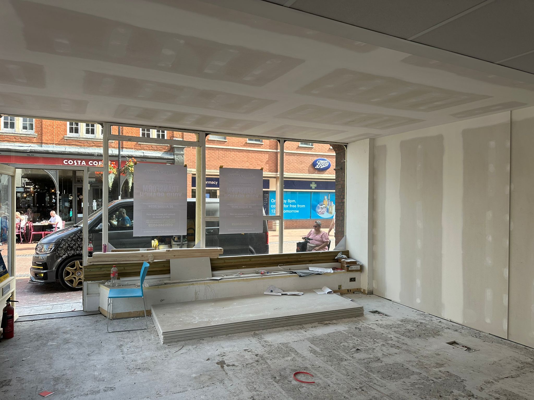 e7045251-c9fe-4c57-a23e-3f185080ea91