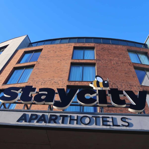 jwl-interiors-mf-ceilings-stay-city-hotel-york